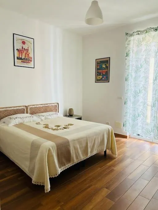 Trilocale Centrale Vista Mare - Mira\'S Home location